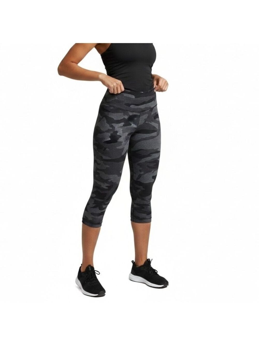 Tuff Athletics Camo High Waisted Crop Leggings Large Gray Black